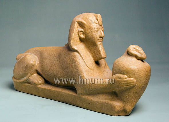 Декоративная статуэтка из гипса Сфинкс Рамсеса II - Коллекция: Скульптура Древнего Египта