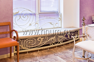 Кованные гарнитур и элементы интерьера в частной квартире Кованные гарнитур и элементы интерьера в частной квартире